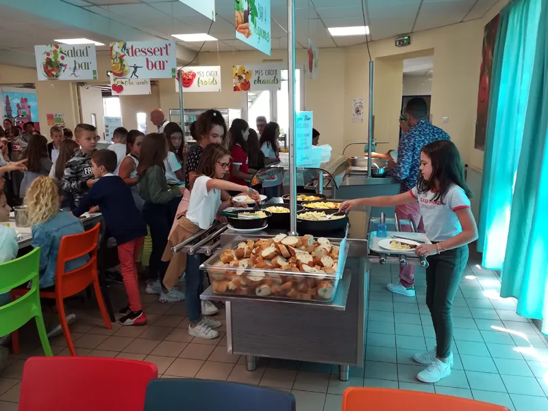 restaurant scolaire